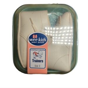 New Vintage Wee Kids Baby Shoes Size 3